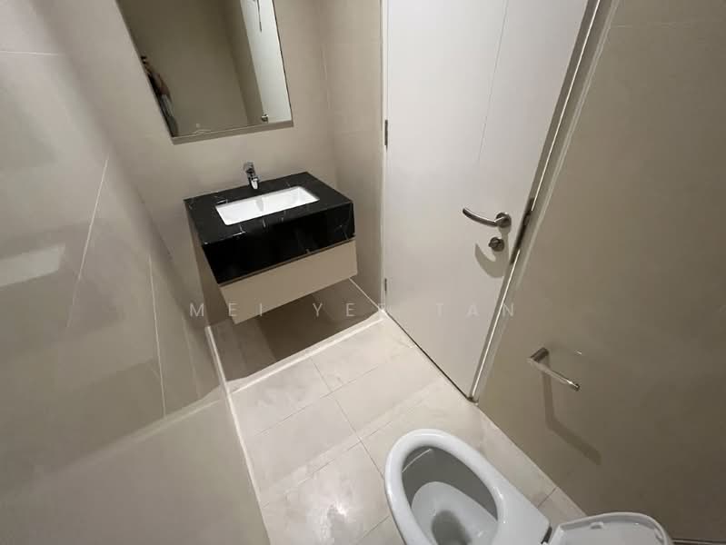 Servis Apartment untuk Disewa di Pavilion Ceylon Hill - Mei Yee Tan - Bathroom - PropertyGuru.com.my