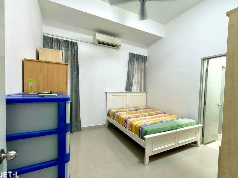 Rumah Berkembar untuk Dijual di Setia Damai (Setia Alam) - Loke . - Bedroom - PropertyGuru.com.my
