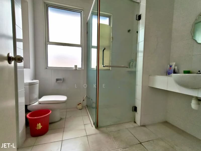 Rumah Berkembar untuk Dijual di Setia Damai (Setia Alam) - Loke . - Bathroom - PropertyGuru.com.my