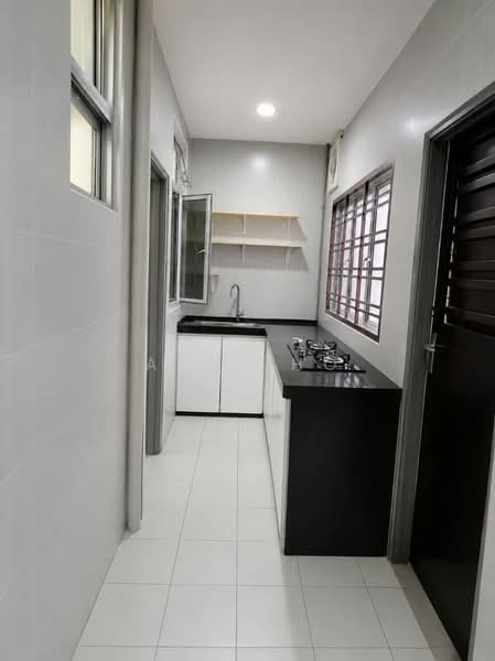 1.5-storey Terraced House for Sale in Taman Krubong Utama (Krubong) - Abby Ho - Kitchen - PropertyGuru.com.my