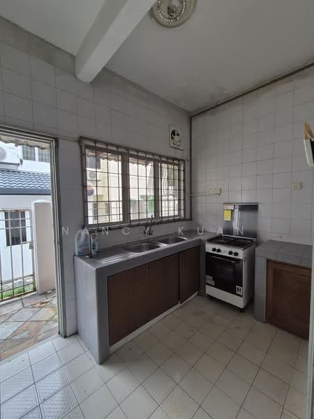 Rumah Teres 2 Tingkat untuk Dijual di Bandar Utama (Selangor) - Nancy Kuan - Kitchen - PropertyGuru.com.my