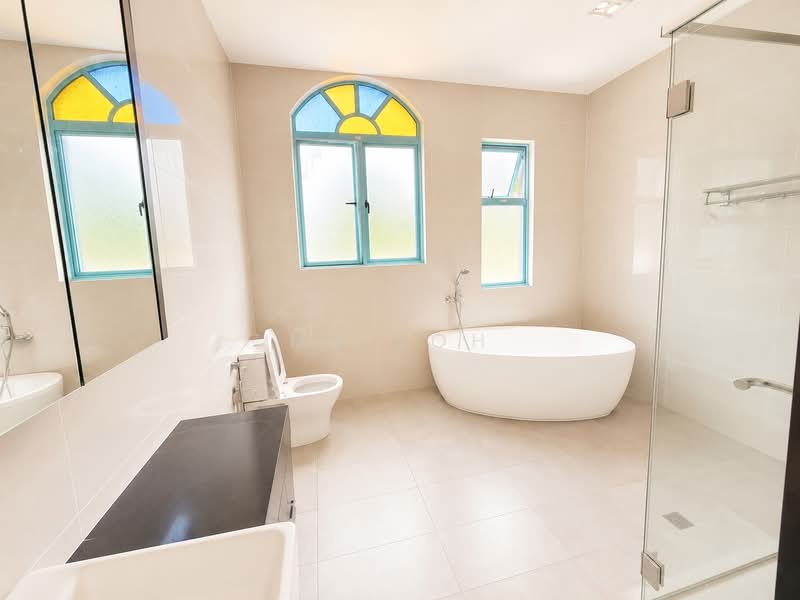 Rumah Berkembar untuk Dijual di Setia Eco Templer (Rawang) - MY Loh - Bathroom - PropertyGuru.com.my