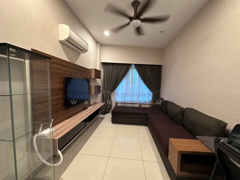 Servis Apartment untuk Disewa di Tiara Mutiara / The Crown - Wayne Lim - Living Room - PropertyGuru.com.my