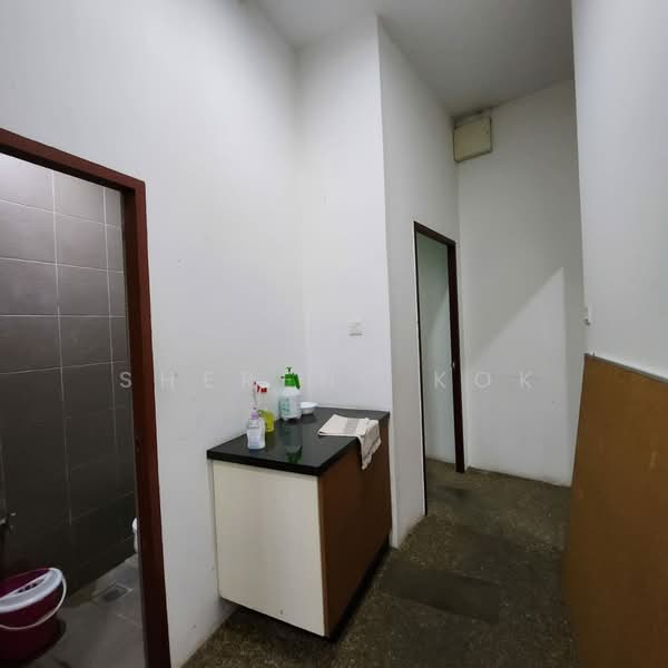 Kedai untuk Dijual di Kota Sentosa (Kuching) - Sherene Kok - Interior - PropertyGuru.com.my