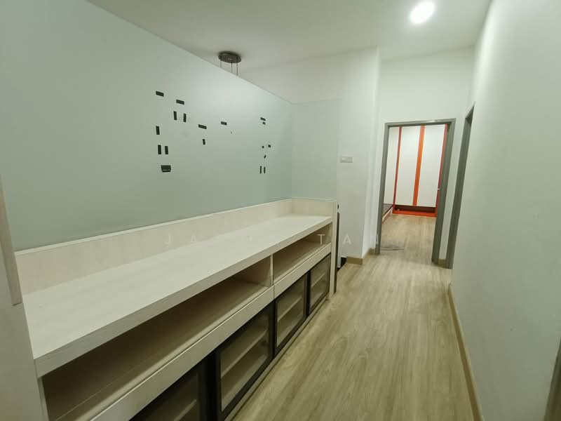 Cluster House for Sale in Austin Heights (Tebrau) - Jason Tan - Corridor - PropertyGuru.com.my