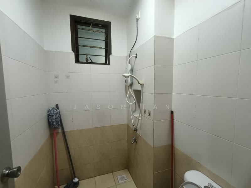 Cluster House for Sale in Austin Heights (Tebrau) - Jason Tan - Bathroom - PropertyGuru.com.my