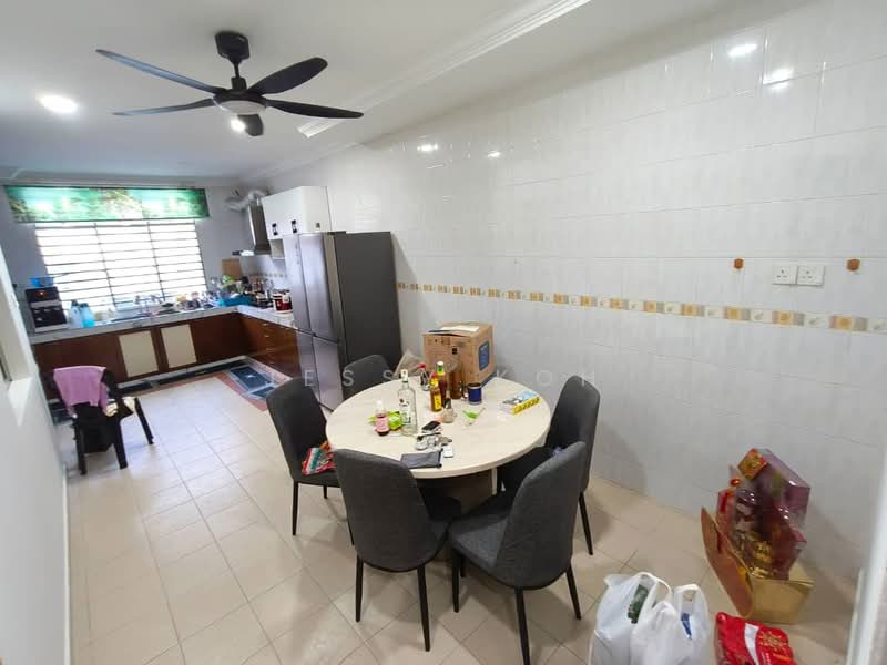 2-storey Terraced House for Rent in Taman Setia Indah (Tebrau) - Jessy Koh - Kitchen - PropertyGuru.com.my
