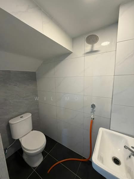 Rumah Teres 2 Tingkat untuk Dijual di Taman Johor Jaya (Johor Bahru) - Wil Mong - Bathroom - PropertyGuru.com.my