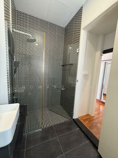 Rumah Berkembar untuk Dijual di Setia Alam (Selangor) - Howard Soh - Bathroom - PropertyGuru.com.my