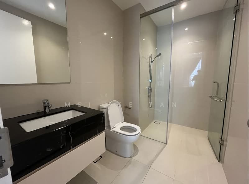 Servis Apartment untuk Disewa di Pavilion Ceylon Hill - Mei Yee Tan - Bathroom - PropertyGuru.com.my