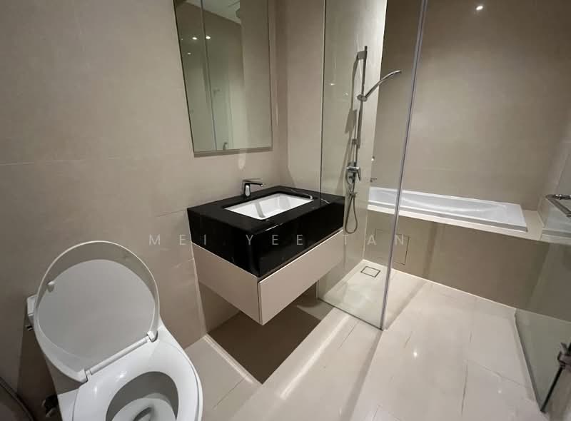 Servis Apartment untuk Disewa di Pavilion Ceylon Hill - Mei Yee Tan - Bathroom - PropertyGuru.com.my