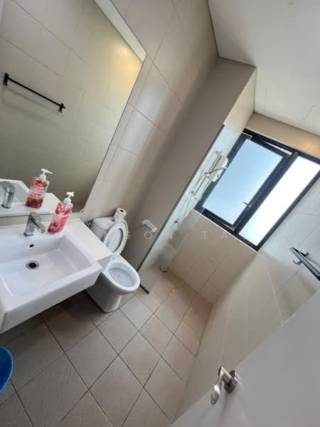 Servis Apartment untuk Dijual di i-SOHO @ i-City - Winson Tay - PropertyGuru.com.my
