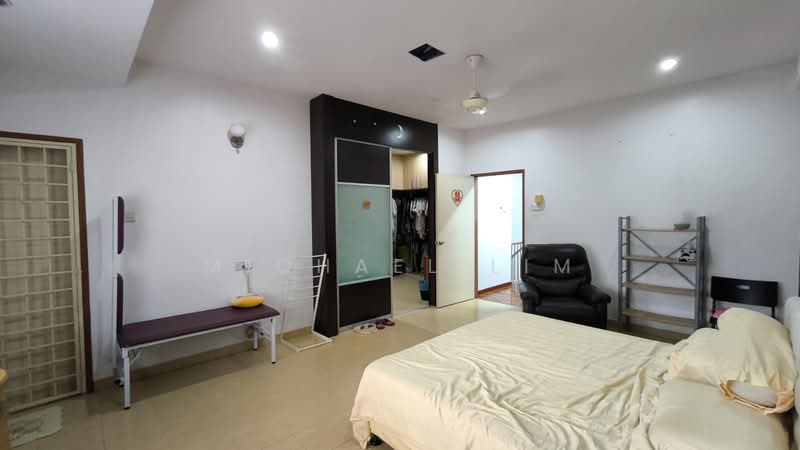 Rumah Teres untuk Dijual di Bandar Sungai Long (Selangor) - Michael Lim - Bedroom - PropertyGuru.com.my