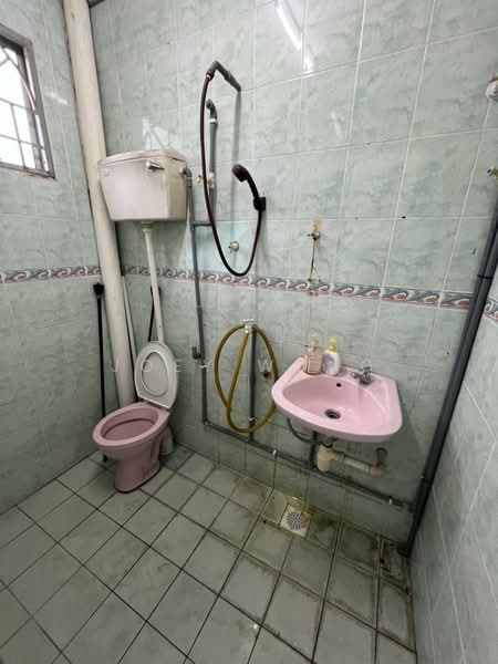 Rumah Teres 2 Tingkat untuk Dijual di BANDAR PUCHONG JAYA (Puchong) - Joey Wong - Bathroom - PropertyGuru.com.my