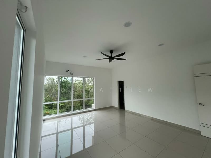 Rumah Berkembar untuk Dijual di Nilai (Negeri Sembilan) - Joe Matthew - Living Room - PropertyGuru.com.my