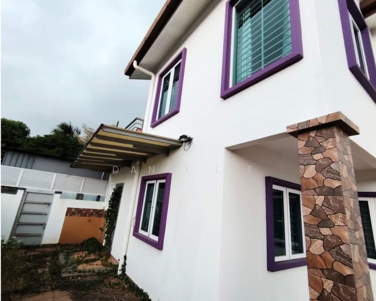 Rumah Teres 2 Tingkat untuk Dijual di Taman Lestari Putra (Seri Kembangan) - Danny Lee - PropertyGuru.com.my