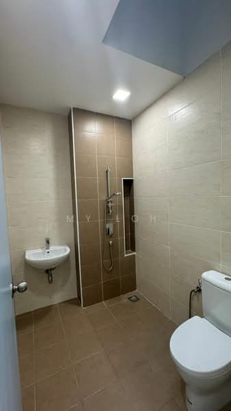 Rumah Teres 2 Tingkat untuk Dijual di Setia Eco Templer (Rawang) - MY Loh - Bathroom - PropertyGuru.com.my