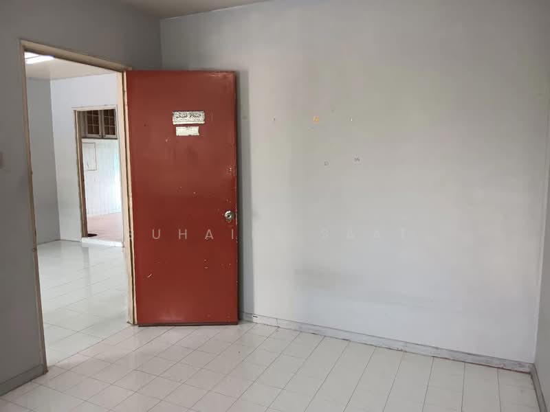Pangsapuri untuk Dijual di Section 18 - Suhaila Saat - PropertyGuru.com.my