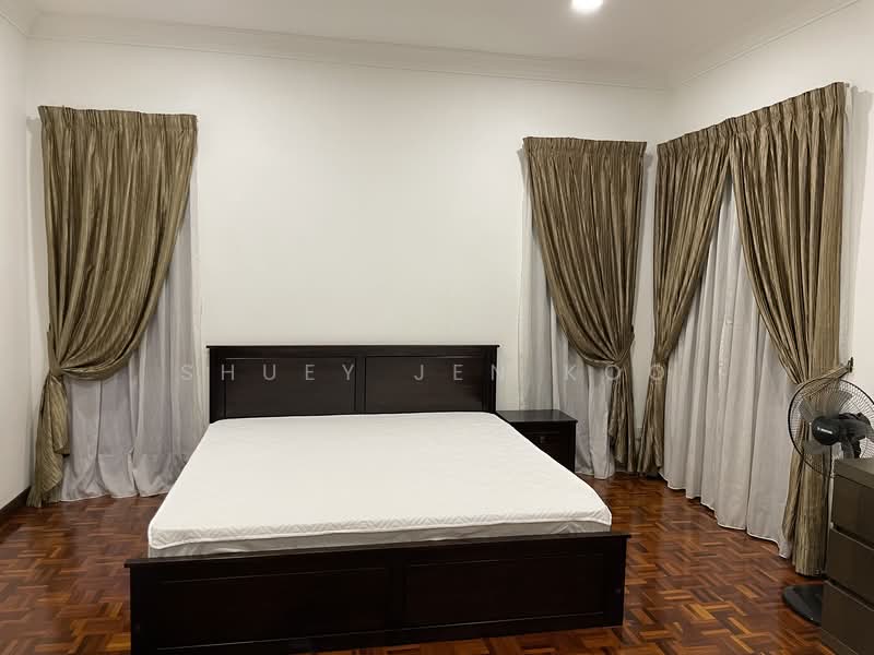 Pangsapuri untuk Dijual di GITA BAYU VILLA - Jenny Koo - Master Bedroom - PropertyGuru.com.my