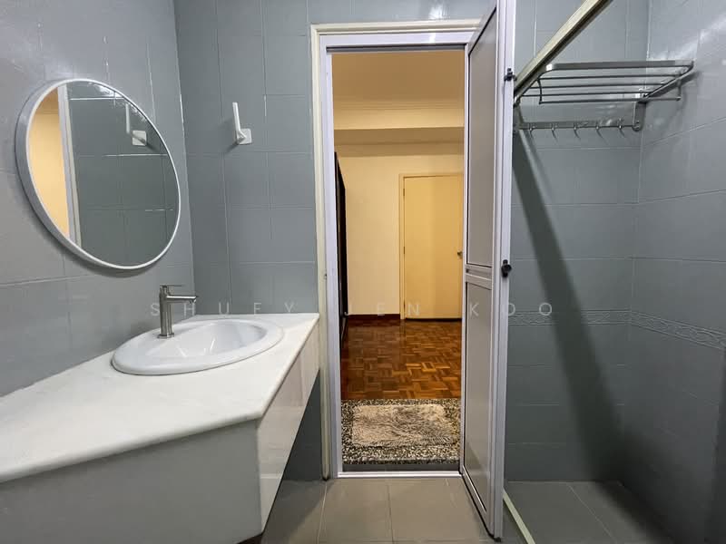 Pangsapuri untuk Dijual di GITA BAYU VILLA - Jenny Koo - Master Bathroom - PropertyGuru.com.my