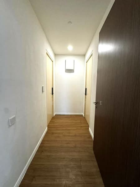 Servis Apartment untuk Dijual di Ceylonz Suites - Terry Yee - Corridor - PropertyGuru.com.my