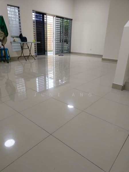 2-storey Terraced House for Sale in Bandar Mahkota Cheras (Cheras) - June Ang - Living Room - PropertyGuru.com.my
