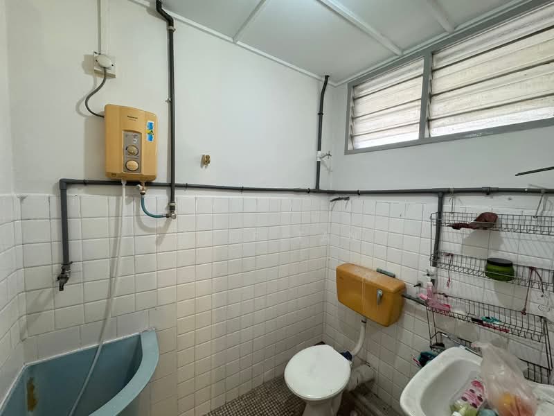 2-storey Terraced House for Sale in Ipoh Garden (Ipoh) - Jeff Tan - Bathroom - PropertyGuru.com.my