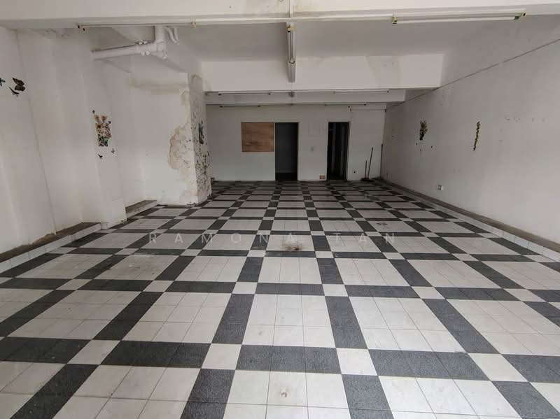 Shop for Rent in Taman Malim Jaya (Bachang) - Ramona Tan - Interior - PropertyGuru.com.my