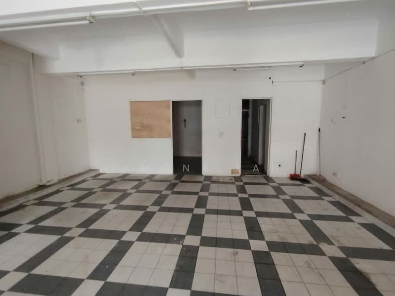 Shop for Rent in Taman Malim Jaya (Bachang) - Ramona Tan - Interior - PropertyGuru.com.my
