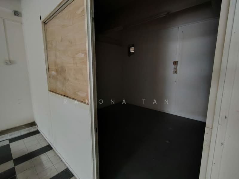Shop for Rent in Taman Malim Jaya (Bachang) - Ramona Tan - Interior - PropertyGuru.com.my