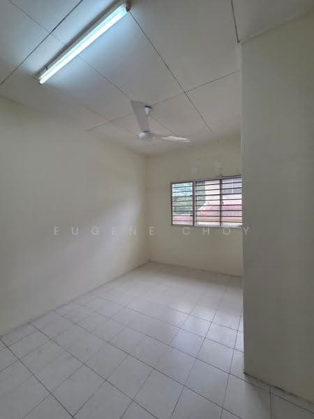 Terraced House for Sale in Bandar Kinrara Seksyen 5 (Bandar Kinrara) - Eugene Choy - Interior - PropertyGuru.com.my