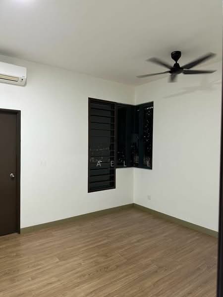 Service Residence for Sale at Service Residence @ Landmark Residence 1 - Michael Lim - Interior - PropertyGuru.com.my