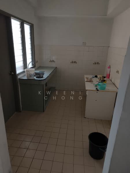 Kondominium untuk Dijual di Pandan Mewah Heights - Kweenie Chong - Kitchen - PropertyGuru.com.my