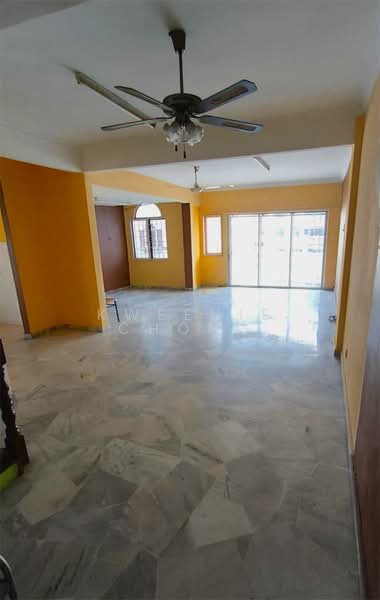 Kondominium untuk Dijual di Pandan Mewah Heights - Kweenie Chong - Living Room - PropertyGuru.com.my