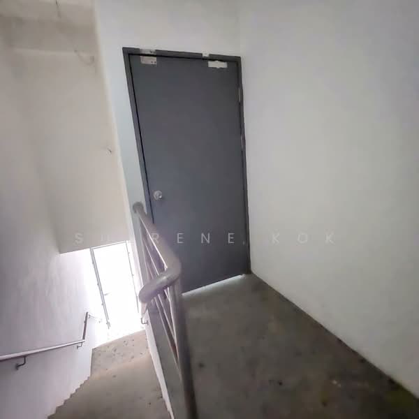 Kedai untuk Dijual di Metro City (Kuching) - Sherene Kok - Corridor - PropertyGuru.com.my