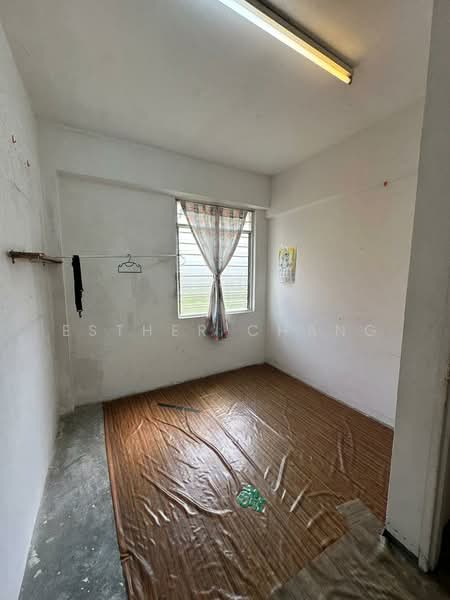 Flat for Sale at Kenari - Esther Chang - Bedroom - PropertyGuru.com.my