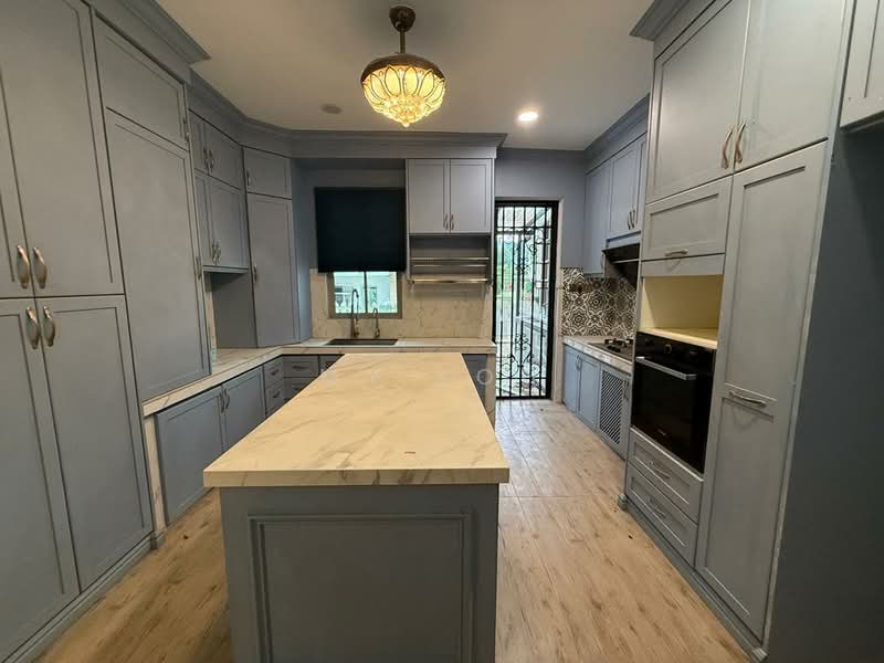 Rumah Berkembar untuk Dijual di Setia Eco Templer (Rawang) - MY Loh - Kitchen - PropertyGuru.com.my