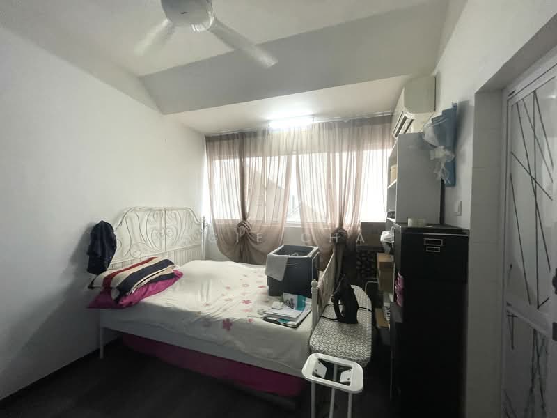 Kondominium untuk Dijual di The Plaza Condominium - Angie Chai - Bedroom - PropertyGuru.com.my