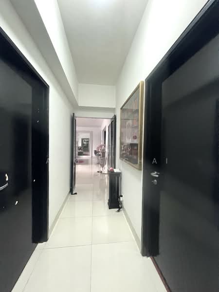 Kondominium untuk Dijual di The Plaza Condominium - Angie Chai - Corridor - PropertyGuru.com.my