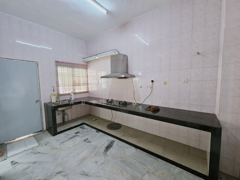 2-storey Terraced House for Rent in Taman Sentosa (Klang) - Tabris Wong - Kitchen - PropertyGuru.com.my