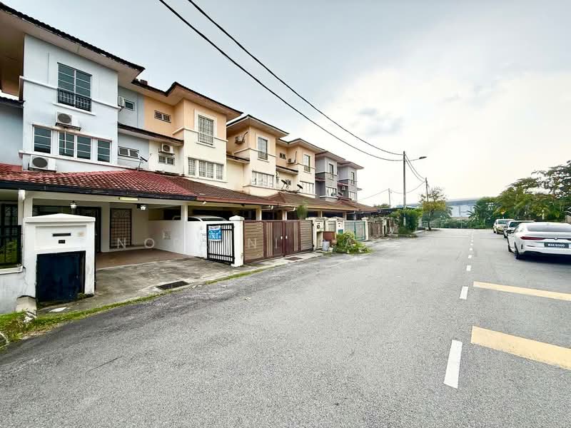 Rumah Teres 2.5 Tingkat untuk Dijual di Taman Kurnia Indah (Cheras) - Noraini Dahan - Exterior - PropertyGuru.com.my