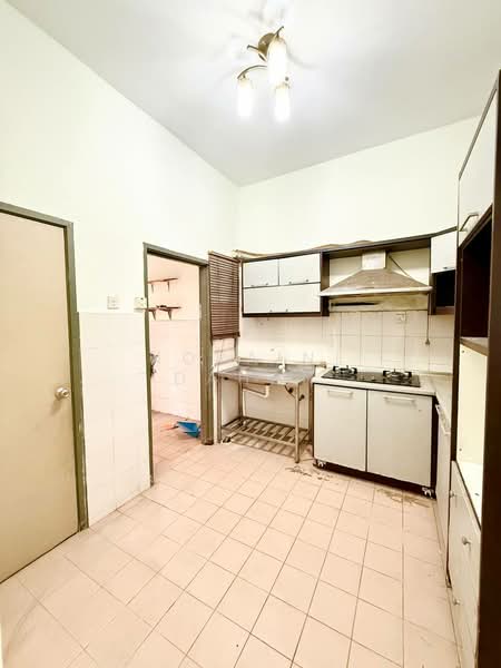 Rumah Teres 2.5 Tingkat untuk Dijual di Taman Kurnia Indah (Cheras) - Noraini Dahan - Kitchen - PropertyGuru.com.my