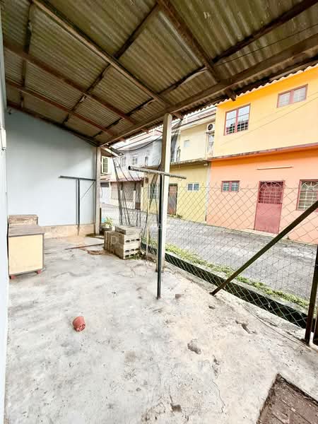 Rumah Teres 2.5 Tingkat untuk Dijual di Taman Kurnia Indah (Cheras) - Noraini Dahan - Exterior - PropertyGuru.com.my