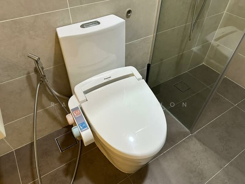 Service Residence for Rent at KL Gateway Premium Residences - Rachel Ji Won - Bathroom - PropertyGuru.com.my