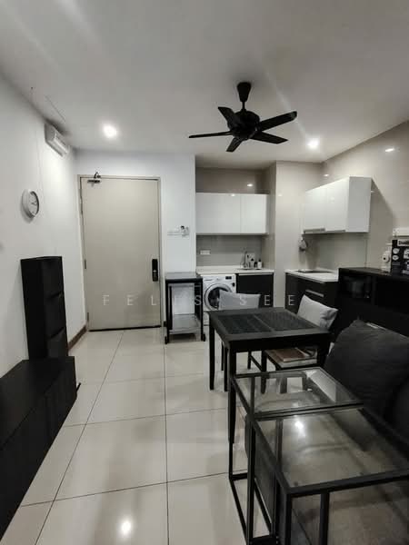 Service Residence for Sale at KL Gateway Residences - Felis See - Kitchen - PropertyGuru.com.my