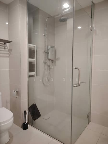 Service Residence for Sale at KL Gateway Residences - Felis See - Bathroom - PropertyGuru.com.my