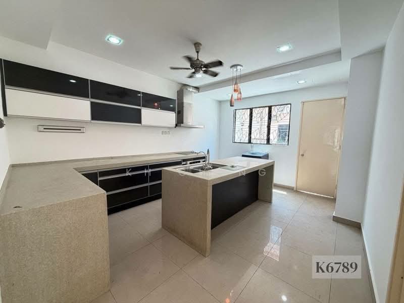 Rumah Teres 2 Tingkat untuk Dijual di Bandar Bukit Tinggi 2 (Klang) - KH Chong - Kitchen - PropertyGuru.com.my