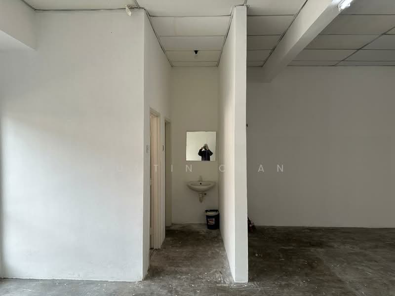 Shop / Office for Sale in Semenyih (Selangor) - Justin Chan - Interior - PropertyGuru.com.my