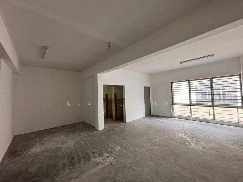 Shop / Office for Rent in Taman Molek (Johor Bahru) - Alan Leong - Interior - PropertyGuru.com.my