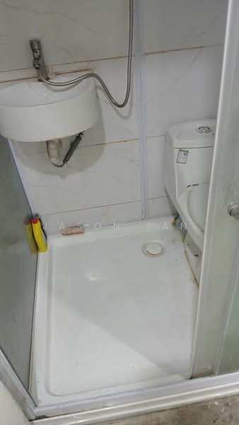 Rumah Teres 2 Tingkat untuk Dijual di Taman Setia Indah (Tebrau) - Jason Tan - Bathroom - PropertyGuru.com.my